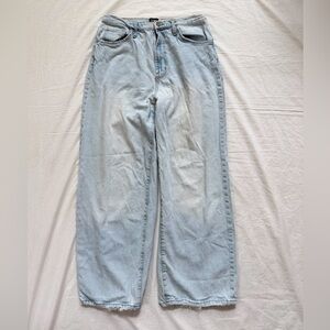 BDG Light Blue High-Waisted and wide leg Jeans